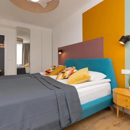 Stylish Downtown By Renters * Warschau