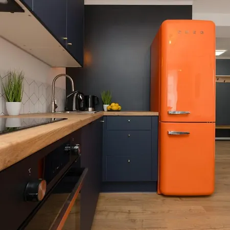 Stylish Downtown By Renters *